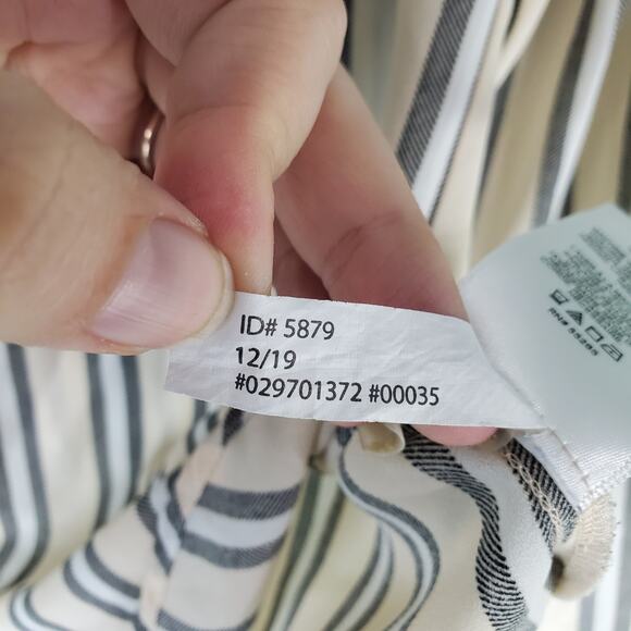 Express Outlet Womens Cream Multicolor Striped Button Up LS Shirt Size Medium - Picture 7 of 7